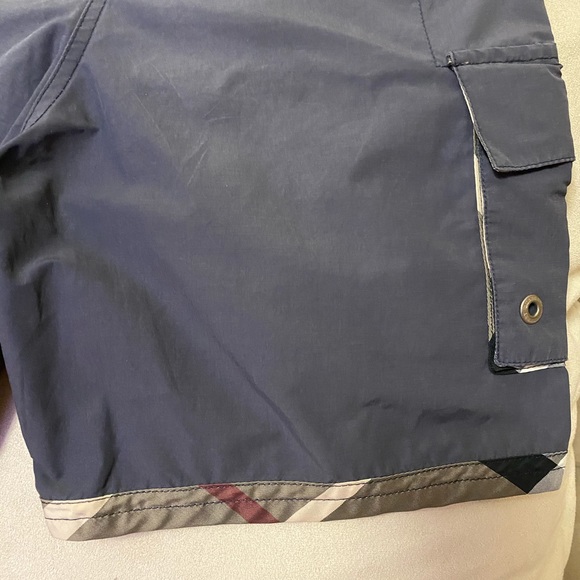 Burberry swim trunks size 8 - 128cm - Picture 6 of 7